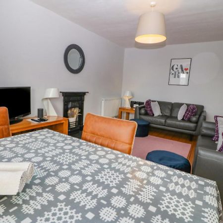 Y Castell Apartment 3 Porthmadog Esterno foto